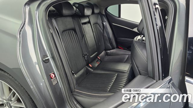 Genesis G70 2.0T AWD Elite 2019 — фото 12