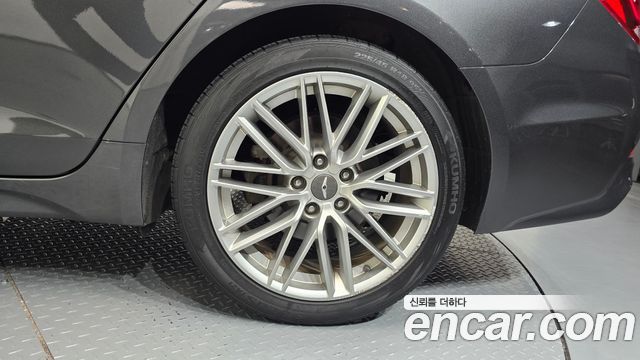 Genesis G70 2.0T AWD Elite 2019 — фото 21