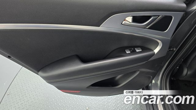 Genesis G70 2.0T AWD Elite 2019 — фото 25