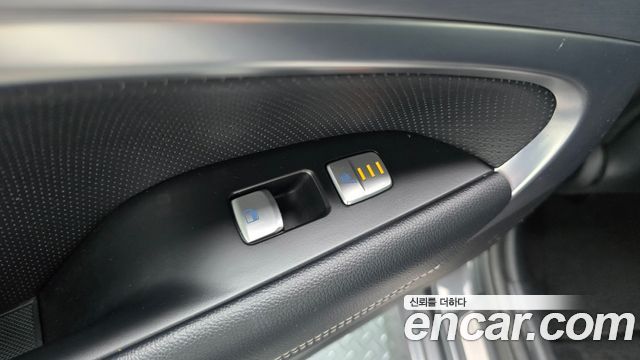 Genesis G70 2.0T AWD Elite 2019 — фото 28