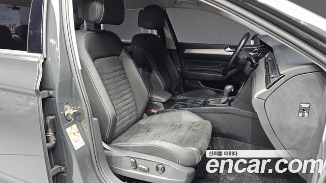 Volkswagen Passat GT (B8) 2.0 TDI Premium 2021 — фото 15