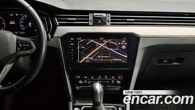 Volkswagen Passat GT (B8) 2.0 TDI Premium 2021 — фото 20