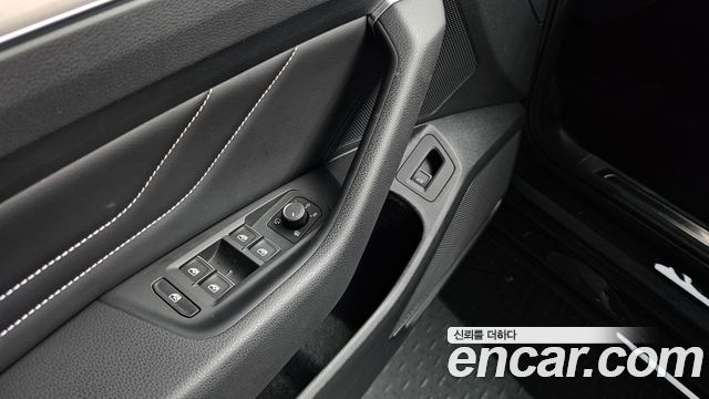 Volkswagen Passat GT (B8) 2.0 TDI Premium 2021 — фото 33