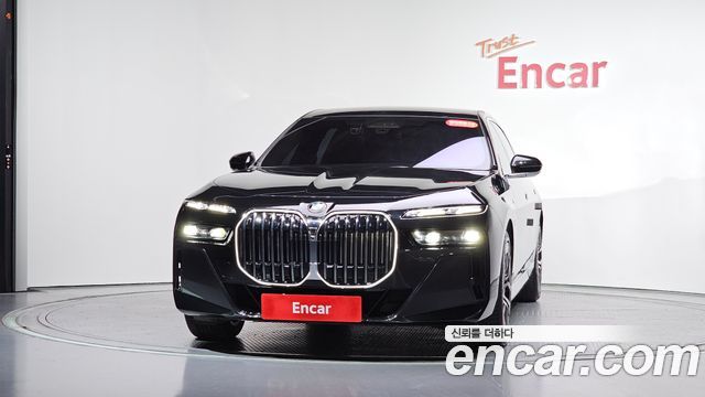 BMW 7 Series (G70) 740i xDrive M Sport 2024 — фото 3