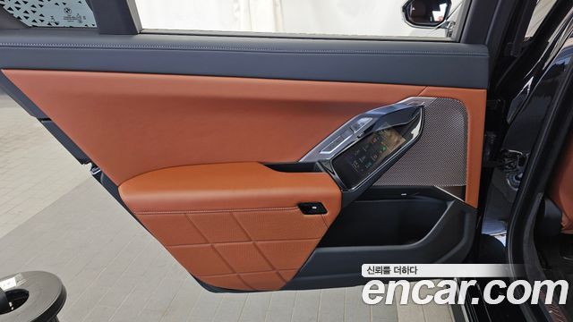 BMW 7 Series (G70) 740i xDrive M Sport 2024 — фото 25