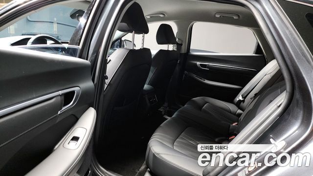 Hyundai Sonata (DN8) 2.0 Premium Plus 2023 — фото 12