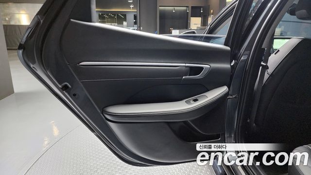 Hyundai Sonata (DN8) 2.0 Premium Plus 2023 — фото 25