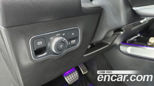 Mercedes-Benz GLB-Class (X247) GLB250 4MATIC 2021 — фото 15