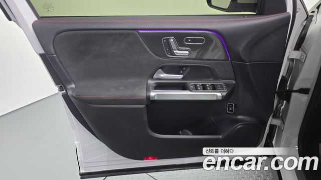 Mercedes-Benz GLB-Class (X247) GLB250 4MATIC 2021 — фото 24