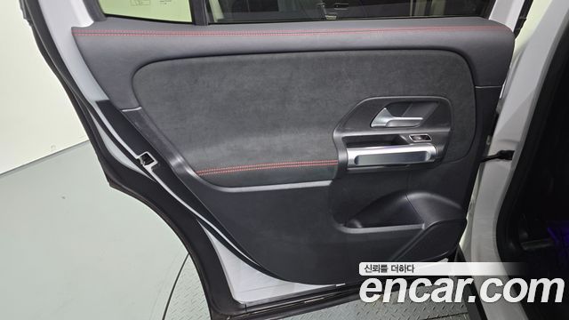 Mercedes-Benz GLB-Class (X247) GLB250 4MATIC 2021 — фото 25