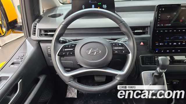 Hyundai Staria L3.5  Kinder Safety Car 11-Seater 2024 — фото 13