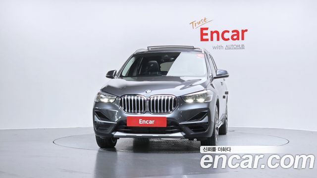 BMW X1 (F48) xDrive 20i xLine 2022 — фото 3
