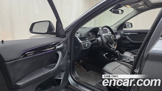BMW X1 (F48) xDrive 20i xLine 2022 — фото 10