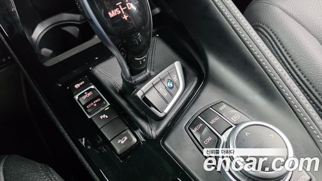 BMW X1 (F48) xDrive 20i xLine 2022 — фото 22