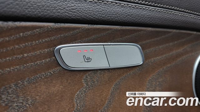 Mercedes-Benz E-Class (W213) E220d 4MATIC Exclusive 2019 — фото 12