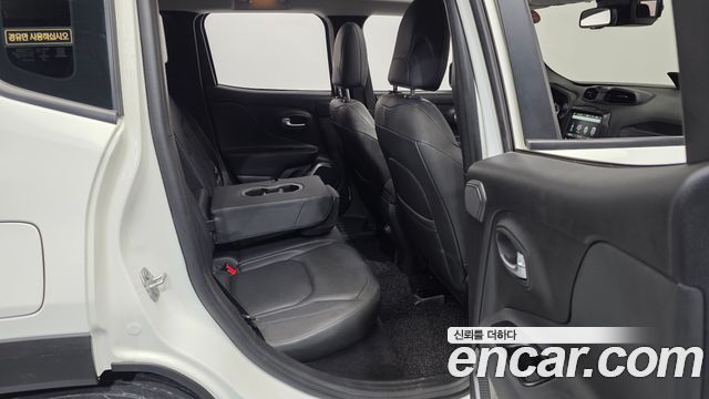 Jeep Renegade 2.0 Diesel Limited AWD 2018 — фото 12