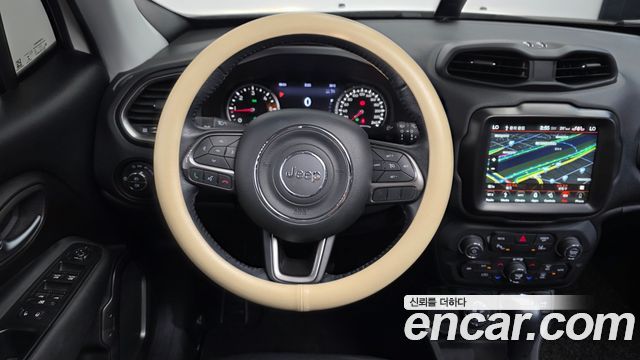 Jeep Renegade 2.0 Diesel Limited AWD 2018 — фото 13