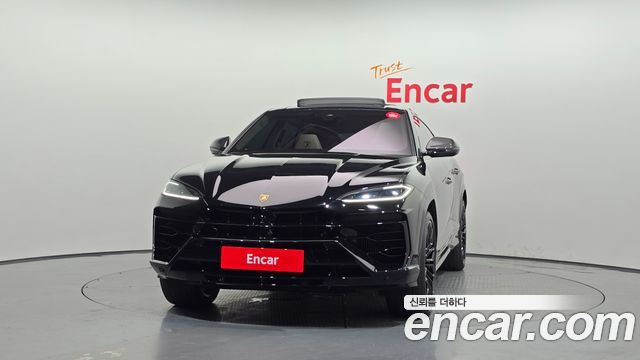 Lamborghini Urus 4.0 V8 SE 2025 — фото 3