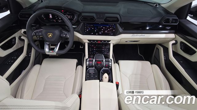Lamborghini Urus 4.0 V8 SE 2025 — фото 7