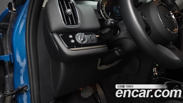 MINI Cooper Countryman Classic 2nd 2024 — фото 13