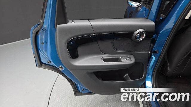 MINI Cooper Countryman Classic 2nd 2024 — фото 25