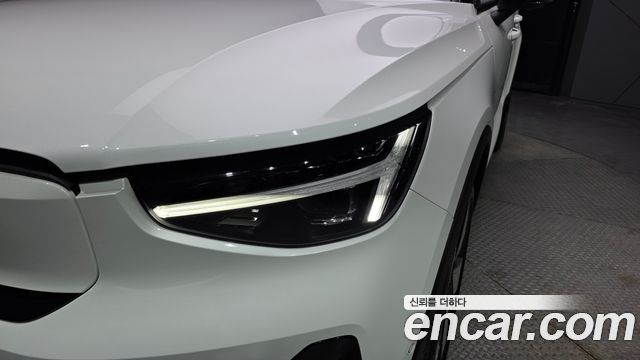 Volvo XC40 Recharge Twin Ultimate 2024 — фото 22