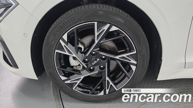 Kia K5 (III) 1.6 Turbo Noblesse 2024 — фото 5