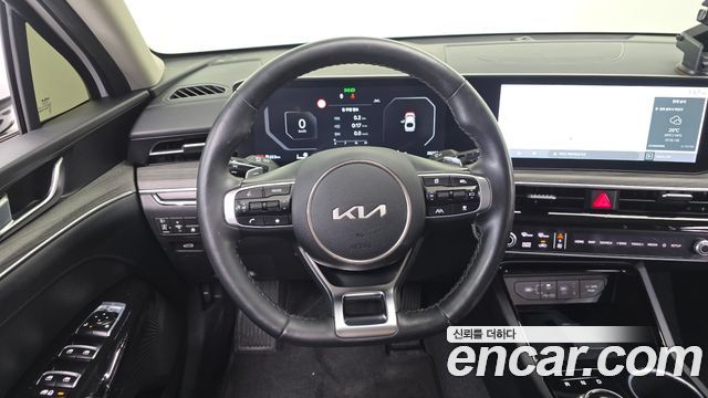 Kia K5 (III) 1.6 Turbo Noblesse 2024 — фото 14