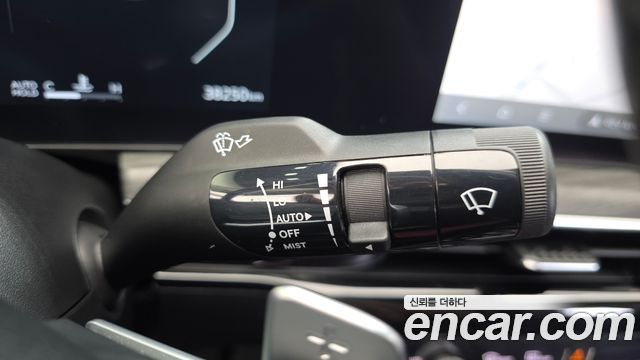 Kia K5 (III) 1.6 Turbo Noblesse 2024 — фото 16
