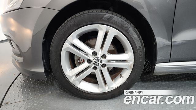 Volkswagen Polo 1.6 TDI R-Line 5th 2014 — фото 5