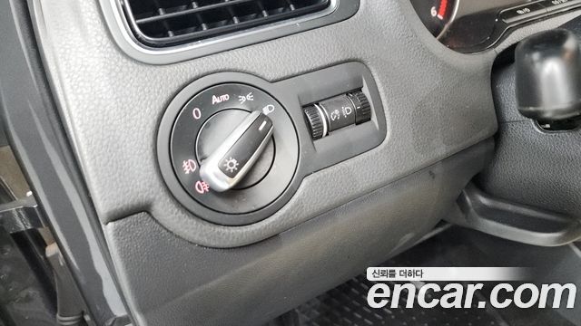 Volkswagen Polo 1.6 TDI R-Line 5th 2014 — фото 17