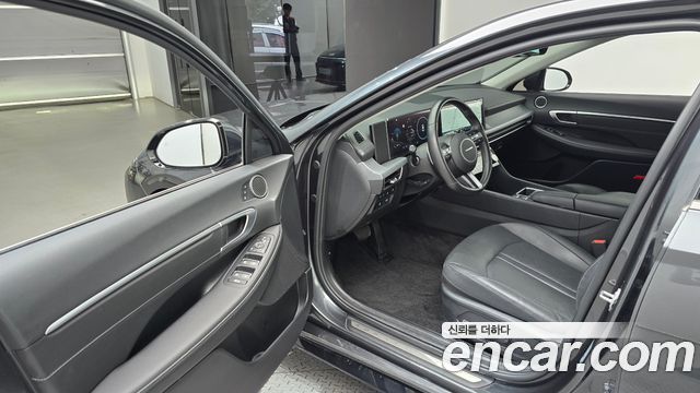 Hyundai Sonata The Edge (DN8) 2.0 Exclusive 2024 — фото 10