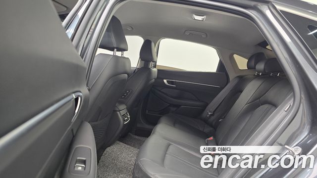 Hyundai Sonata The Edge (DN8) 2.0 Exclusive 2024 — фото 12