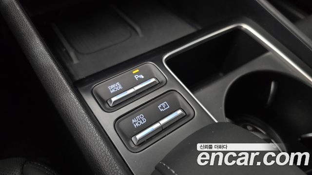 Hyundai Sonata The Edge (DN8) 2.0 Exclusive 2024 — фото 27