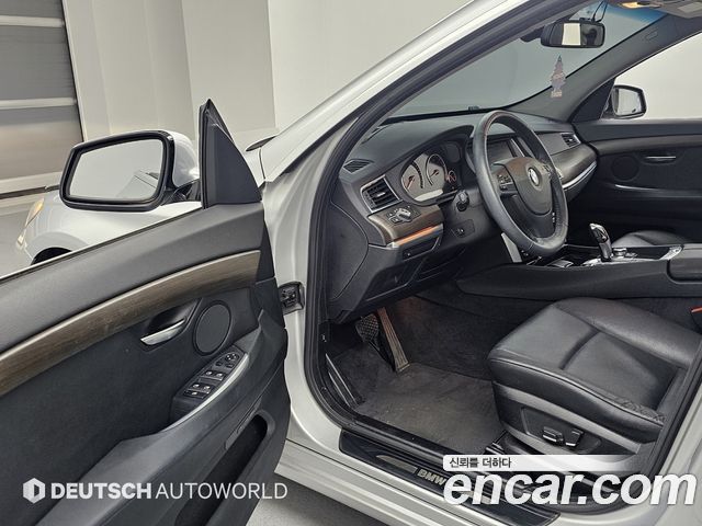 BMW 5 Series GT (F07) GT 2012 — фото 15