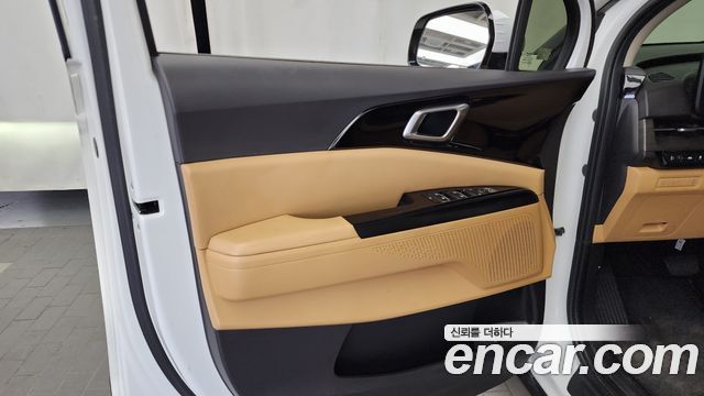 Kia Carnival (IV) Diesel 9-Seater Prestige 2023 — фото 24