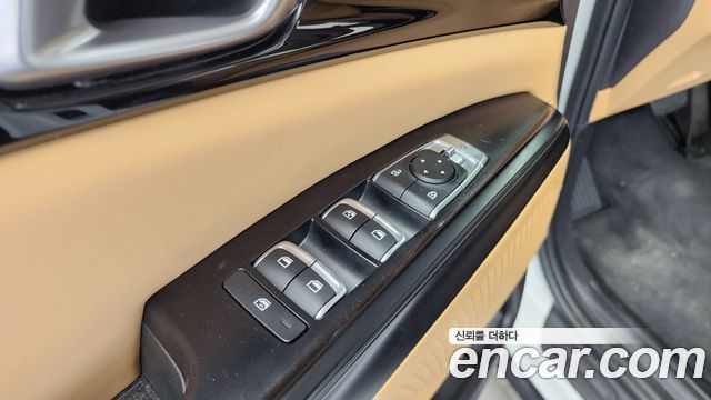 Kia Carnival (IV) Diesel 9-Seater Prestige 2023 — фото 28