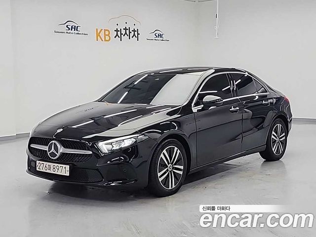 Mercedes-Benz A-Class (W177) A220 Sedan