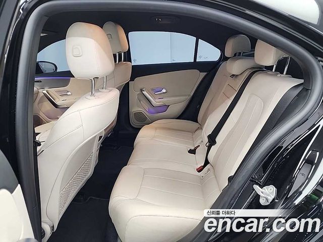 Mercedes-Benz A-Class (W177) A220 Sedan 2022 — фото 16