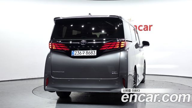 Toyota Alphard (IV) 2.5 HEV Executive AWD 2025 — фото 4