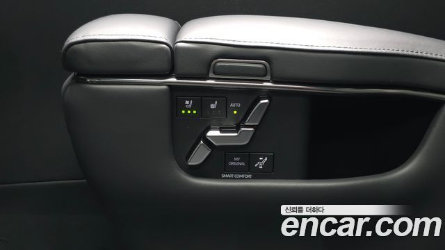Toyota Alphard (IV) 2.5 HEV Executive AWD 2025 — фото 33