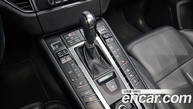 Porsche Macan 3.0 S Diesel 95B 2017 — фото 9
