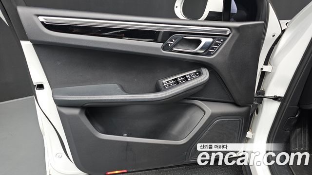 Porsche Macan 3.0 S Diesel 95B 2017 — фото 24
