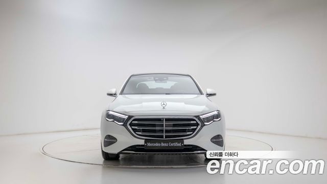 Mercedes-Benz E-Class (W214) E300 4MATIC Exclusive 2026 — фото 3