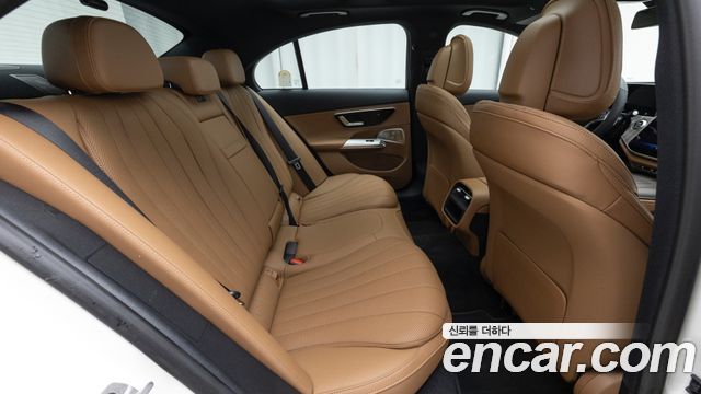 Mercedes-Benz E-Class (W214) E300 4MATIC Exclusive 2026 — фото 10