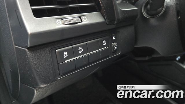 KG Mobility (SsangYong) Rexton Sports Diesel 2.2 4WD Prestige 2022 — фото 16