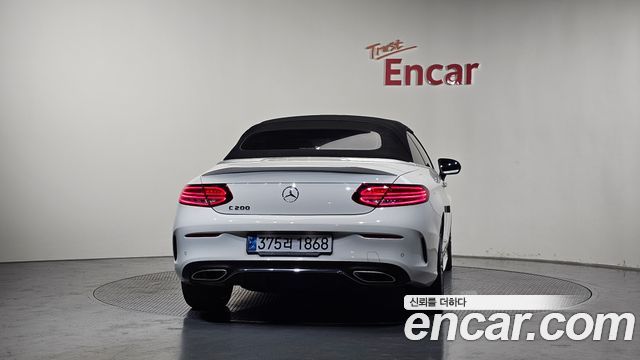 Mercedes-Benz C-Class (W205) C200 Cabriolet 2023 — фото 4