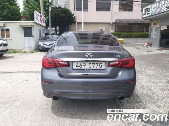 Infiniti Q70 3.7 AWD 2016 — фото 4