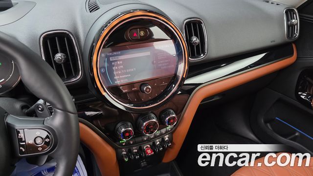 MINI Cooper S Countryman ALL4 Classic 2nd 2022 — фото 14