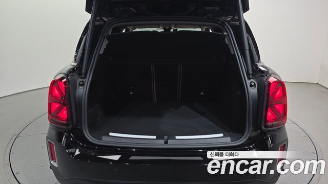 MINI Cooper S Countryman ALL4 Classic 2nd 2022 — фото 29